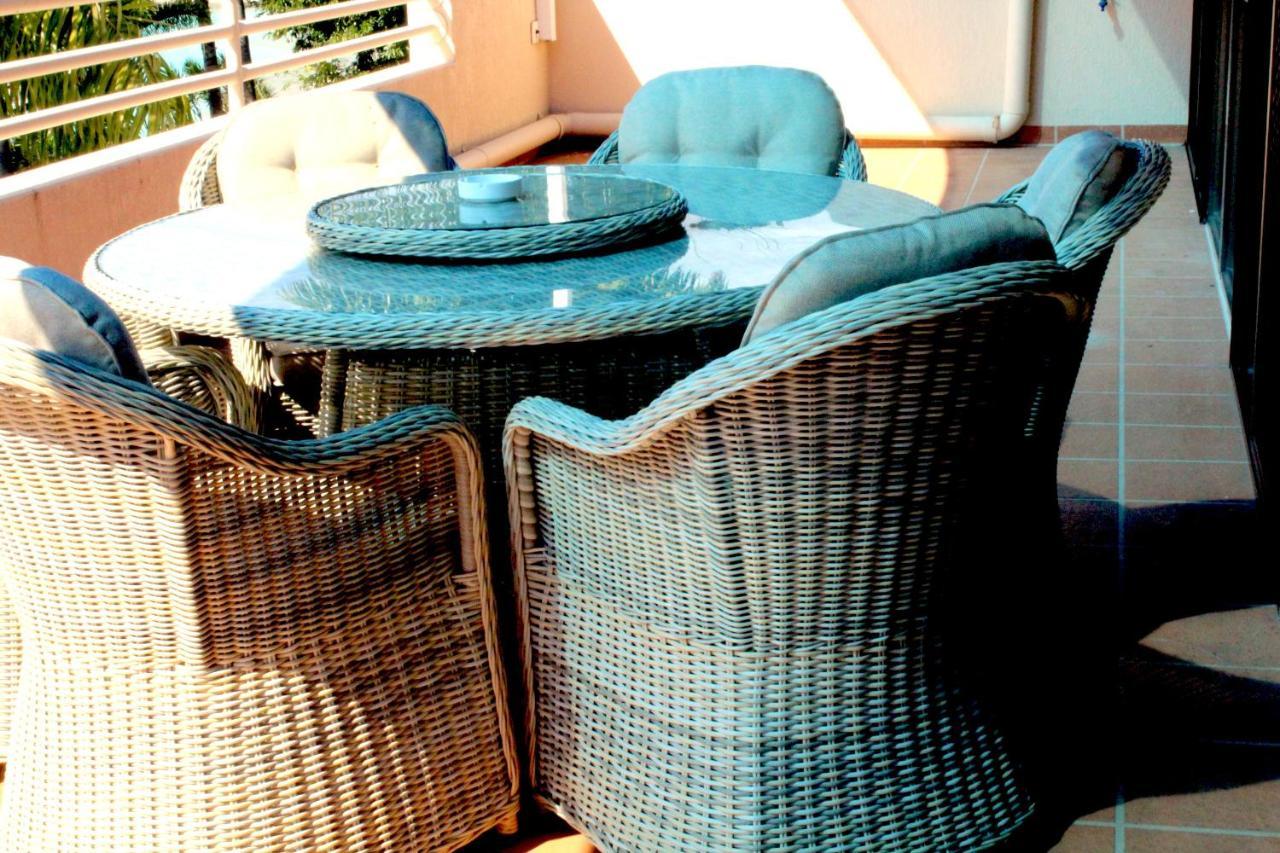Colonial Court Beachfront Motel & Holiday Stay Airlie Beach Buitenkant foto